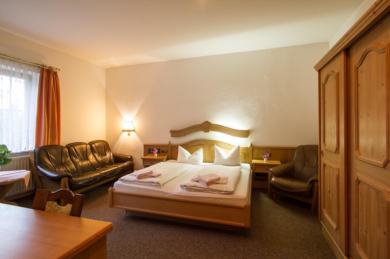 Hotel Groebern Am See Grobern Екстериор снимка