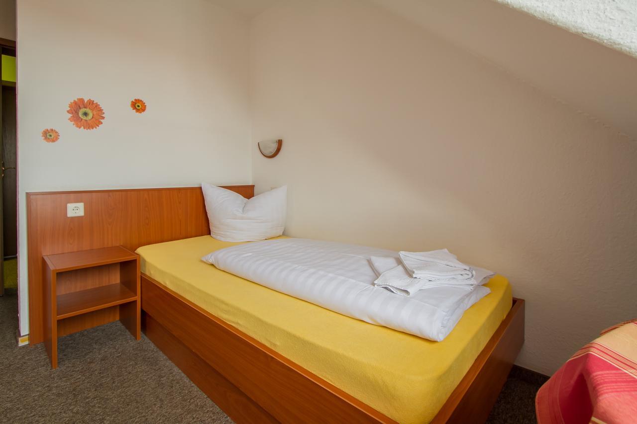 Hotel Groebern Am See Grobern Екстериор снимка