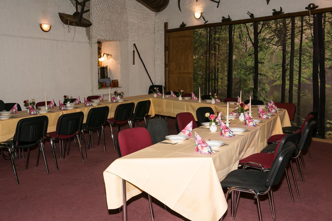 Hotel Groebern Am See Grobern Екстериор снимка