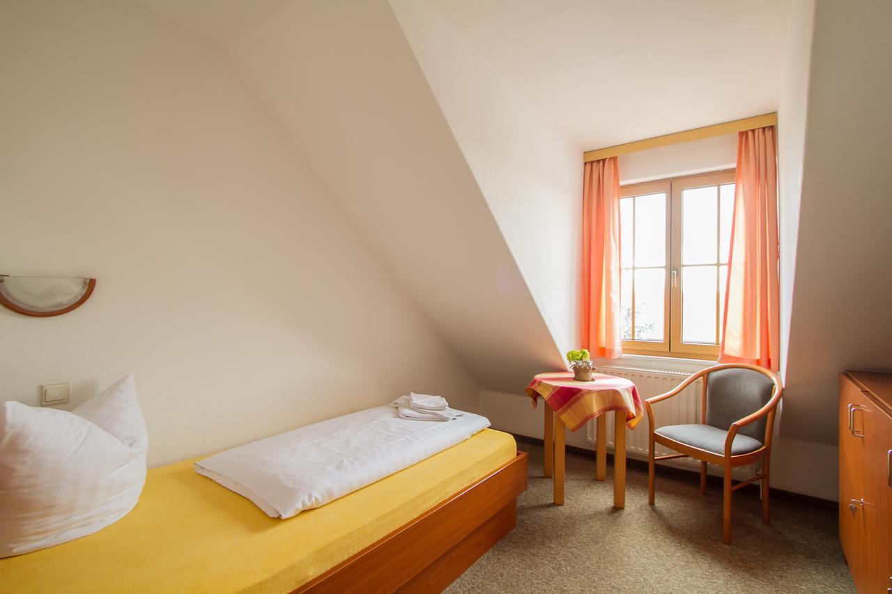 Hotel Groebern Am See Grobern Екстериор снимка