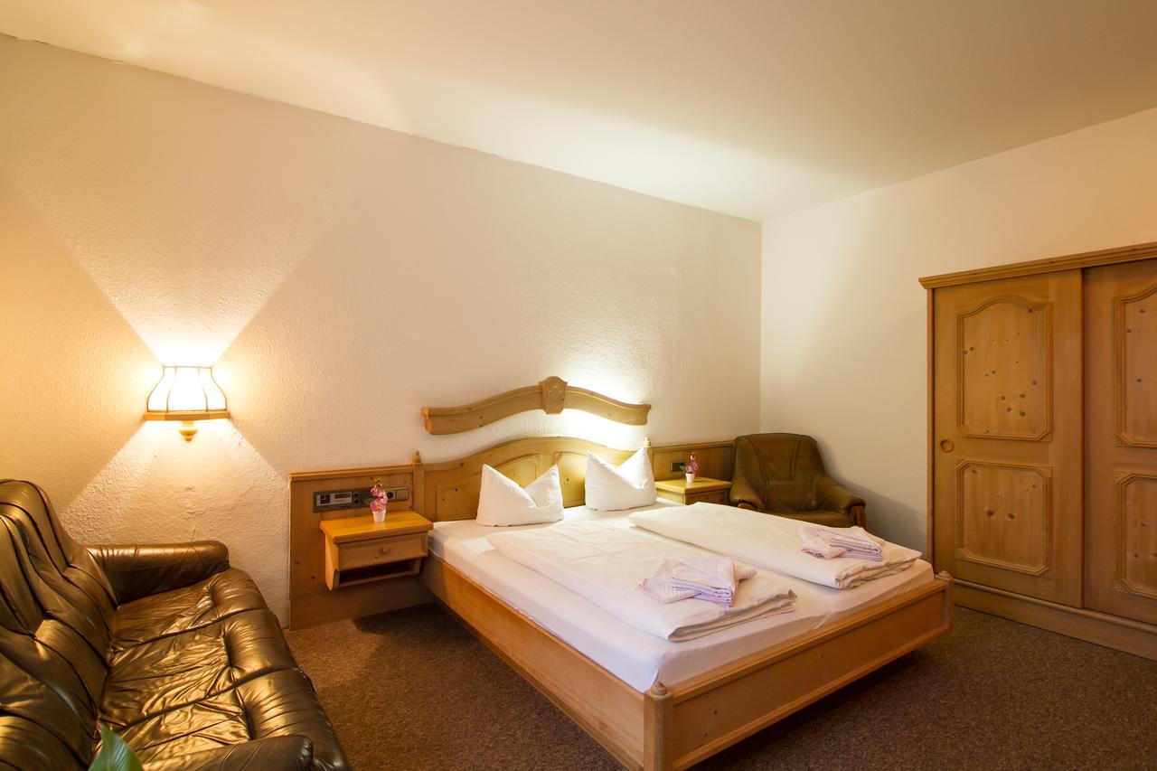 Hotel Groebern Am See Grobern Екстериор снимка